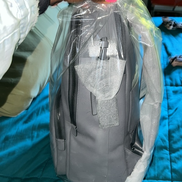 NWT TUMI VOYAGEUR HANNAH BACKPACK PEARL GREY - Picture 10 of 14